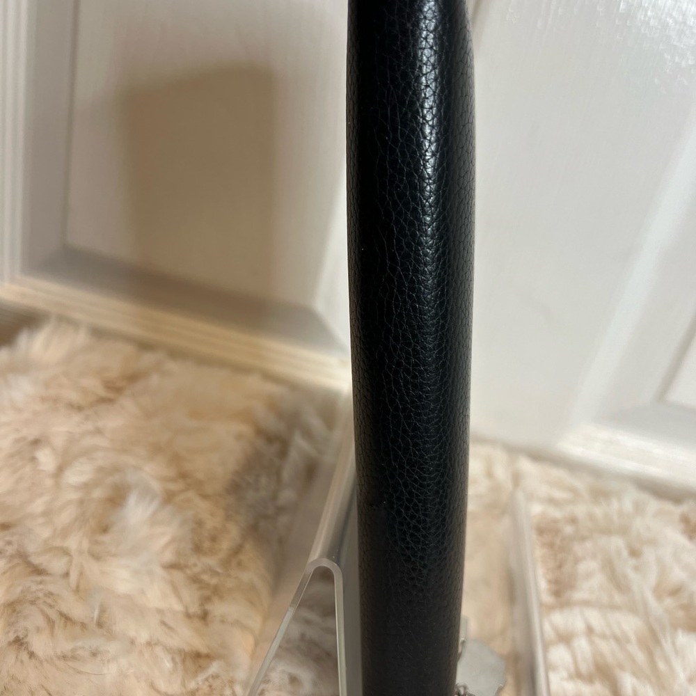 CELINE ZIP AROUND WALLET - Picture 5 of 15